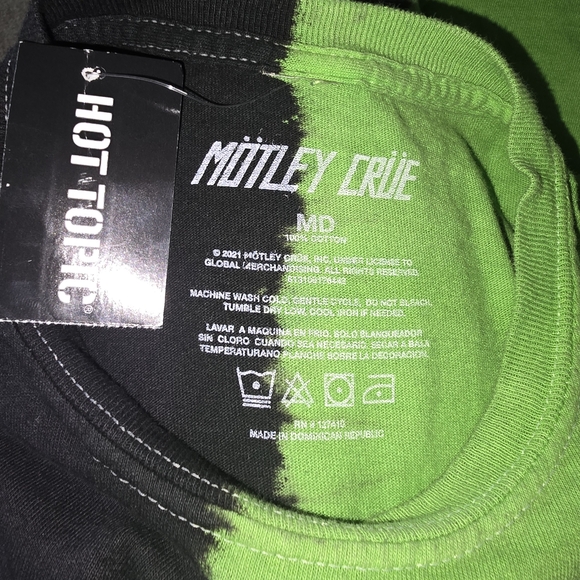Motley Crue Dr Feelgood Split Dye Green Black Graphic Print Tee Shirt Sz M NEW - Picture 4 of 7